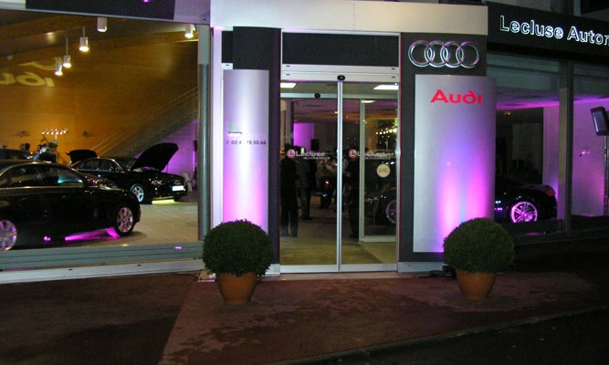 AUDI
