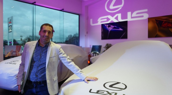 Lancement Lexus UX